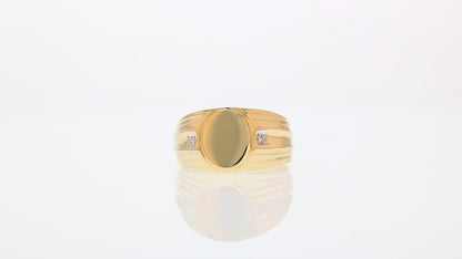 360 degree view of ring.